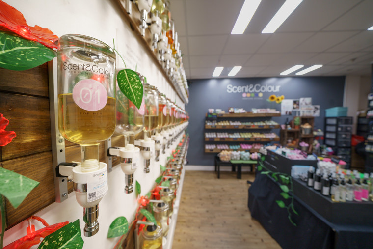Scent & Colour - Experience Salisbury