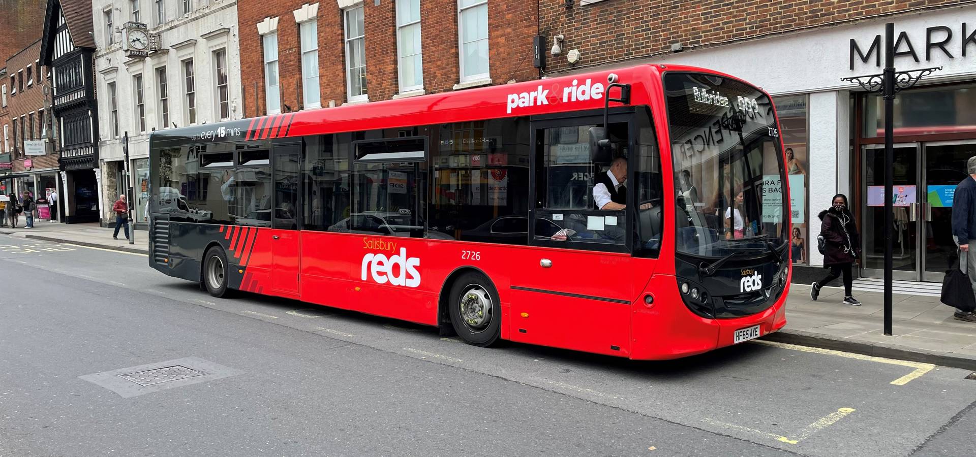 Salisbury Reds R1 What's it like being a Salisbury bus driver? We find out! | Experience ...