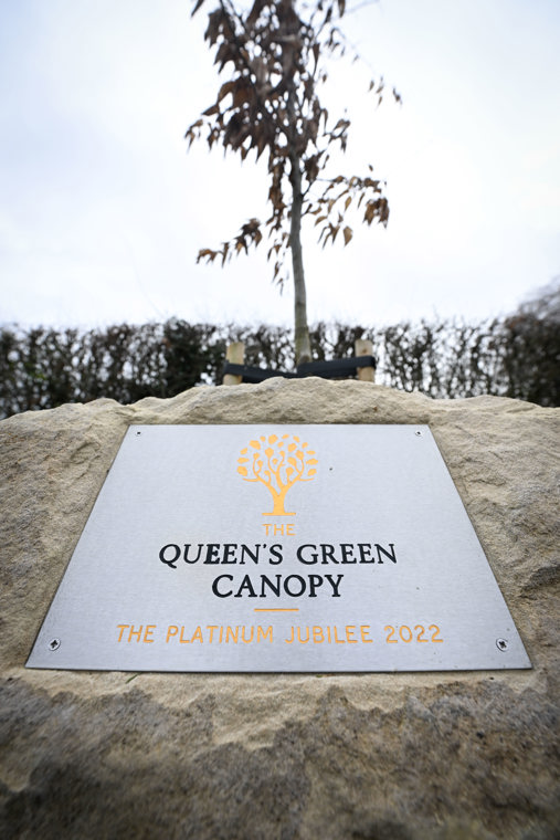 Commemorative plaque marking SalisburyWiltshire's Lord Lieutenant, Mrs. Sarah Troughton, pays tribute to Her Late Majesty with the Dean of Salisbury - credit Finnbarr Webster